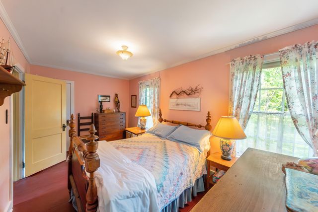 8425 Parshallville Road, Fenton, MI 48430