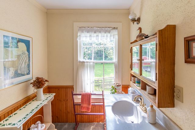 8425 Parshallville Road, Fenton, MI 48430