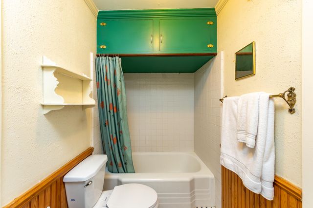 8425 Parshallville Road, Fenton, MI 48430