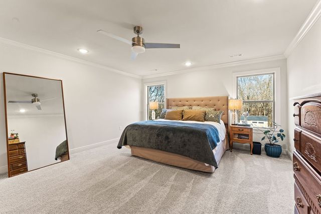 8 Charing Drive, Bella Vista, AR 72714