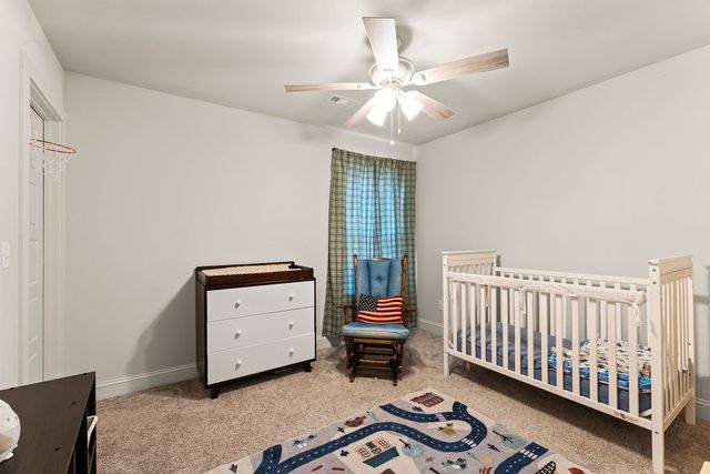 8 Charing Drive, Bella Vista, AR 72714