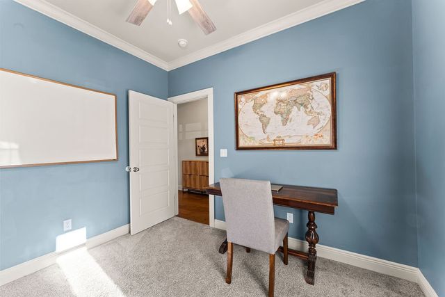 8 Charing Drive, Bella Vista, AR 72714