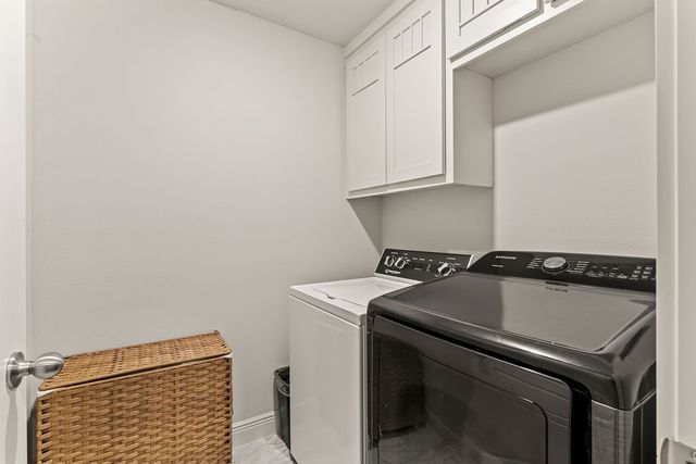 8 Charing Drive, Bella Vista, AR 72714