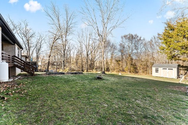 8 Charing Drive, Bella Vista, AR 72714