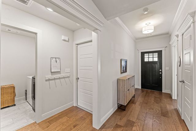 8 Charing Drive, Bella Vista, AR 72714