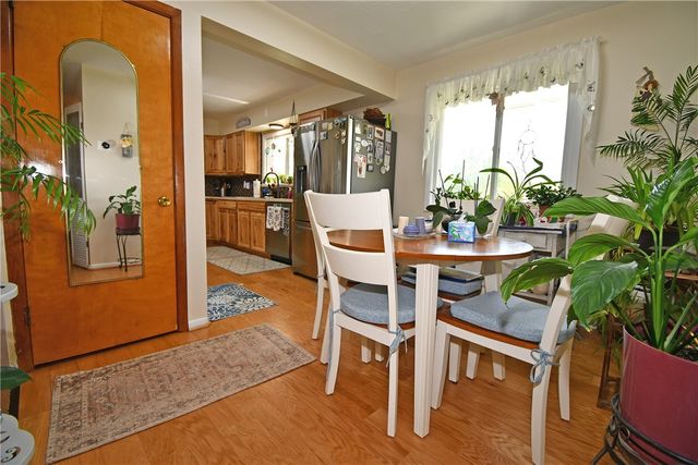 21 Robin Rd, Robinson Twp, PA 15136