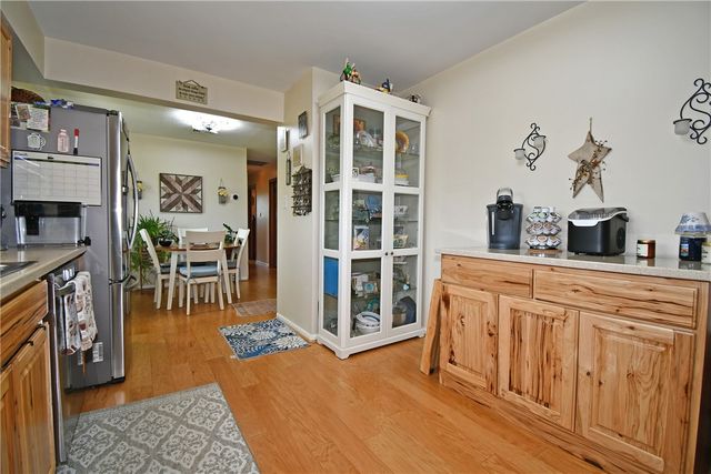 21 Robin Rd, Robinson Twp, PA 15136