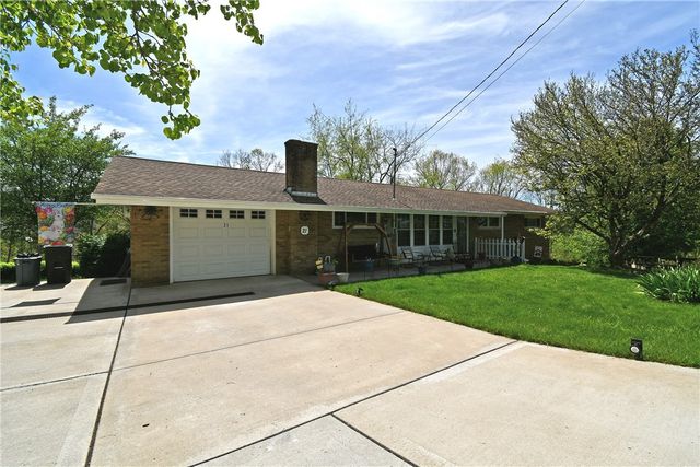 21 Robin Rd, Robinson Twp, PA 15136