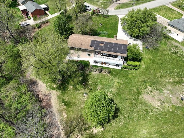 21 Robin Rd, Robinson Twp, PA 15136