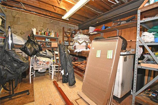 21 Robin Rd, Robinson Twp, PA 15136