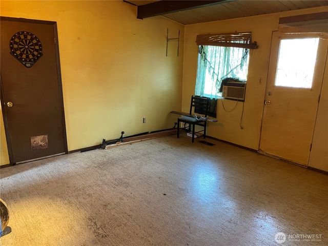 122 McKinley Street, Burlington, WA 98233