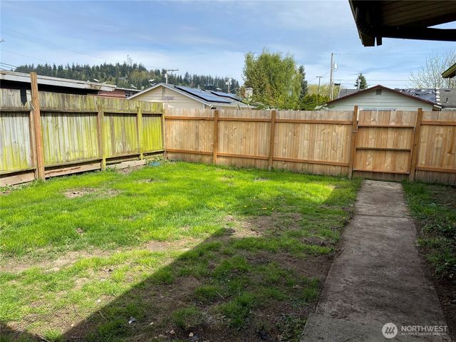 122 McKinley Street, Burlington, WA 98233