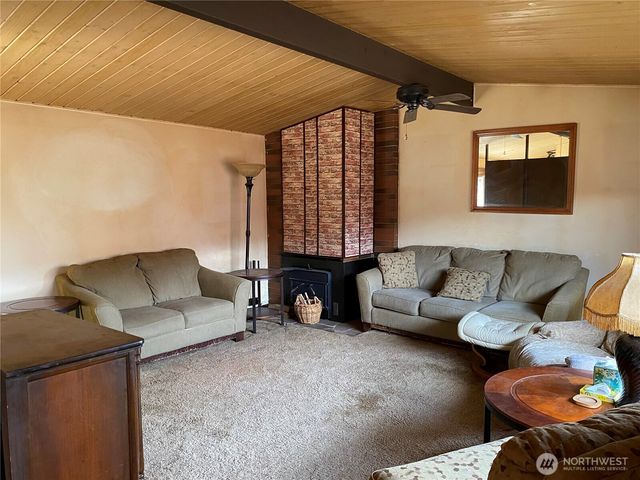 122 McKinley Street, Burlington, WA 98233