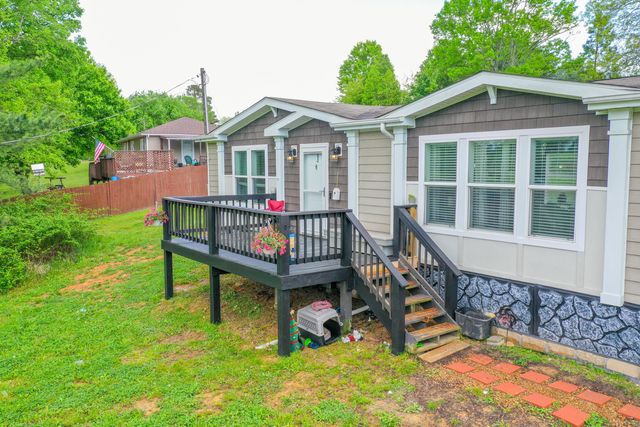 6989 W Laurel Road, London, KY 40741