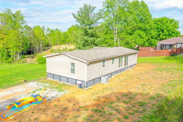 6989 W Laurel Road, London, KY 40741