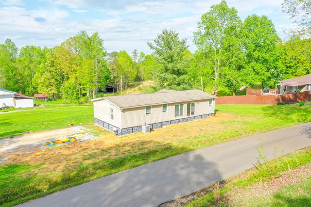 6989 W Laurel Road, London, KY 40741