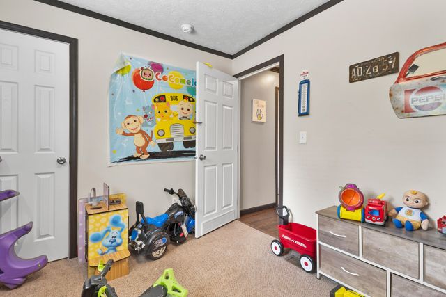 6989 W Laurel Road, London, KY 40741