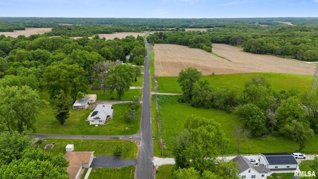 2133 N ELLORY Road, Peoria, IL 61604