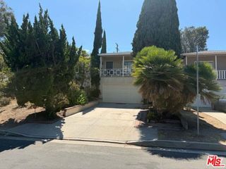 3283 Kelton Avenue, Los Angeles, CA 90034