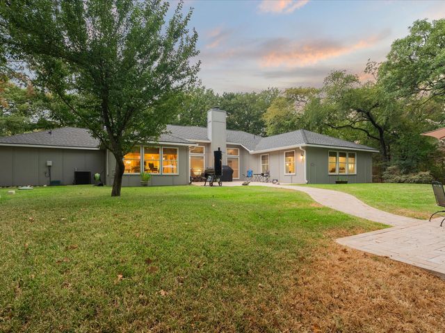701 Pearl Cove, Oak Point, TX 75068