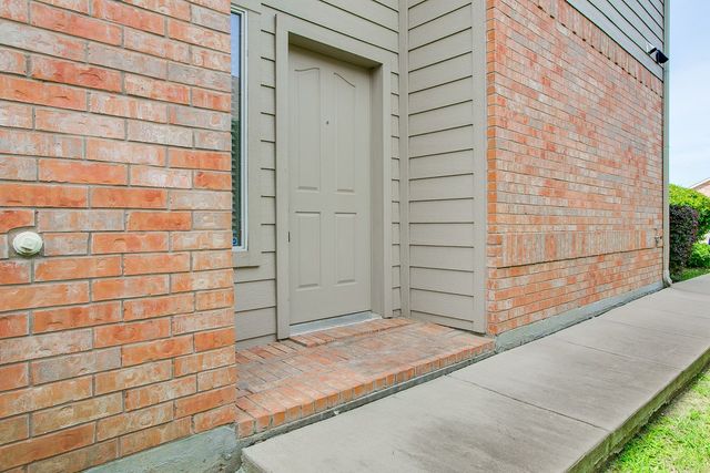 5824 Melanie Court, Fort Worth, TX 76131