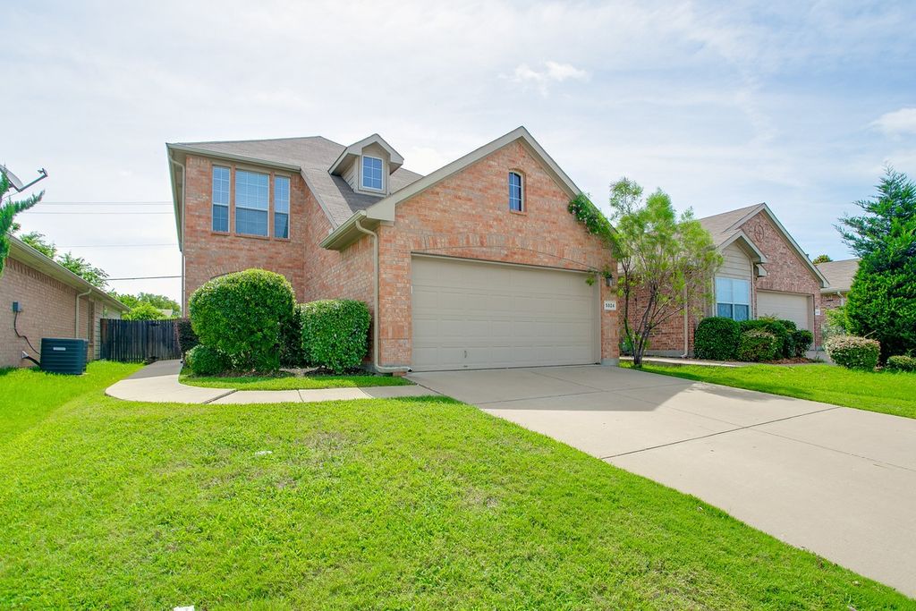 5824 Melanie Court, Fort Worth, TX 76131