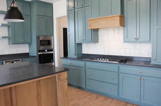 19909 Thornhaven Drive, Edmond, OK 73012