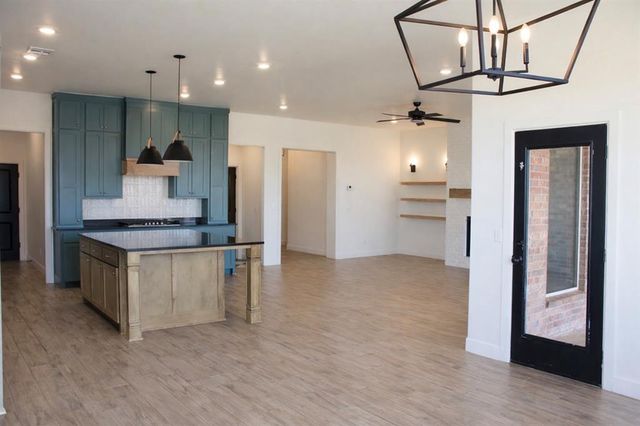 19909 Thornhaven Drive, Edmond, OK 73012