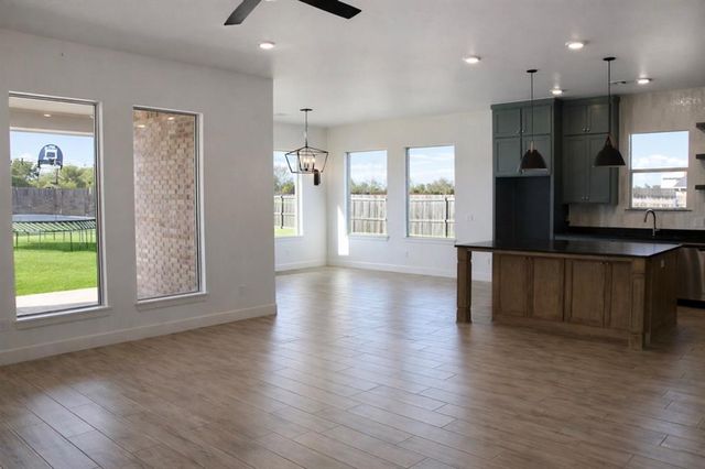 19909 Thornhaven Drive, Edmond, OK 73012