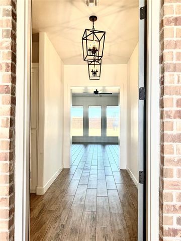 19909 Thornhaven Drive, Edmond, OK 73012