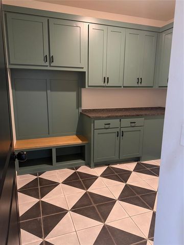 19909 Thornhaven Drive, Edmond, OK 73012