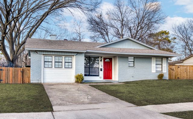 121 Sunflower Drive, Garland, TX 75041