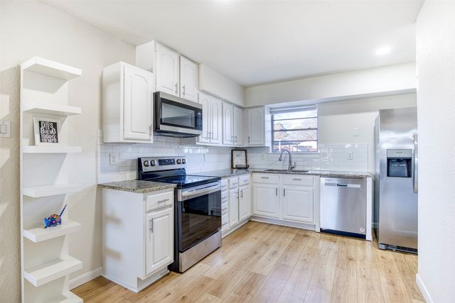 121 Sunflower Drive, Garland, TX 75041