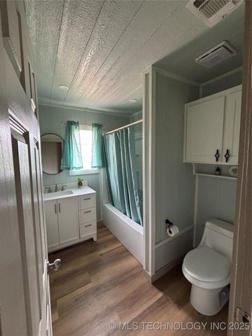 108 W Bryan Avenue, Calera, OK 74730