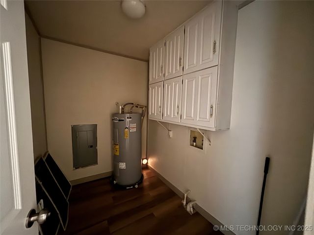 108 W Bryan Avenue, Calera, OK 74730