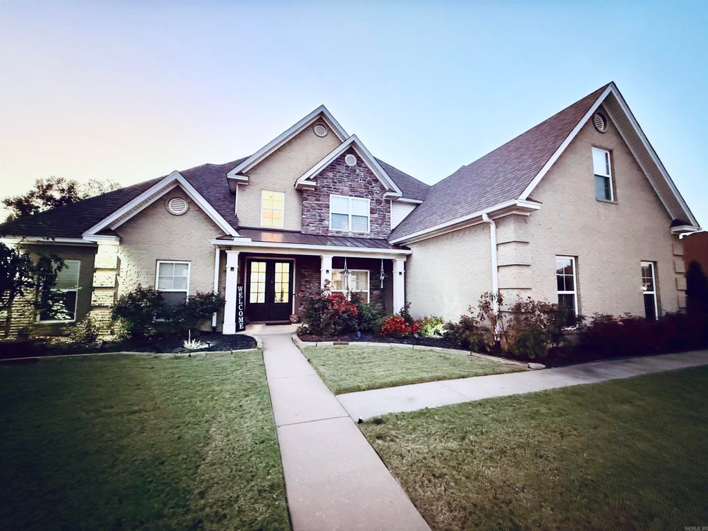 107 Marie Jeanne Drive, Maumelle, AR 72113