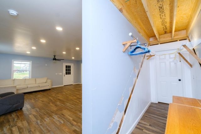 1489 Mount Herman Rd, Shelbyville, TN 37160