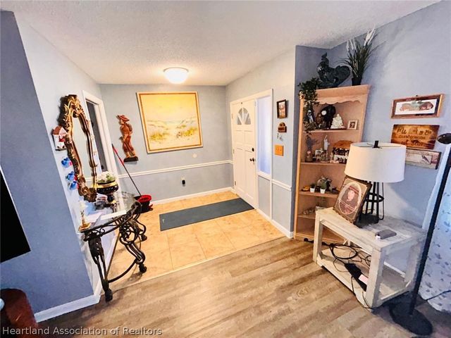 195 Lake Drive Boulevard, Sebring, FL 33875