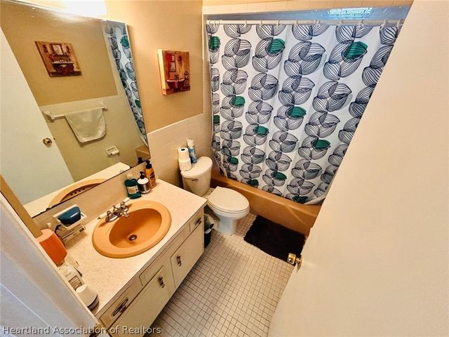 195 Lake Drive Boulevard, Sebring, FL 33875