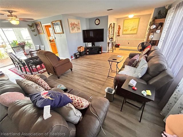 195 Lake Drive Boulevard, Sebring, FL 33875