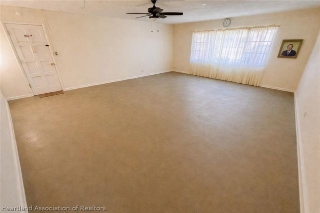 195 Lake Drive Boulevard, Sebring, FL 33875