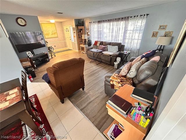 195 Lake Drive Boulevard, Sebring, FL 33875