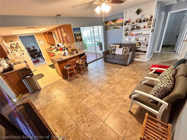 195 Lake Drive Boulevard, Sebring, FL 33875