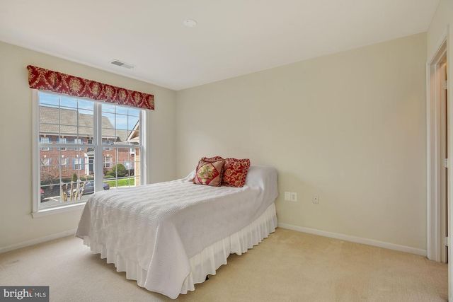 18488 LANIER ISLAND SQ, Leesburg, VA 20176