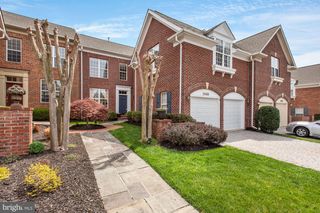 18488 LANIER ISLAND SQ, Leesburg, VA 20176