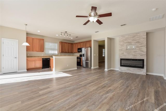 5061 GANDROSS LANE, Mount Dora, FL 32757