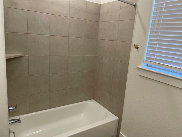 624 Parkline DR, Georgetown, TX 78626