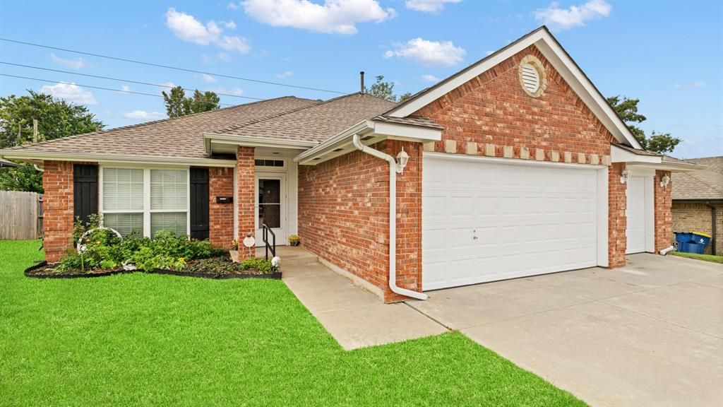 14374 Timberdale Drive, Choctaw, OK 73020