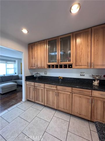 333 White, Upland, CA 91786