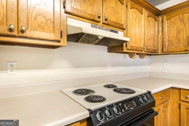 83 Hamilton Woods Drive, Warner Robins, GA 31088